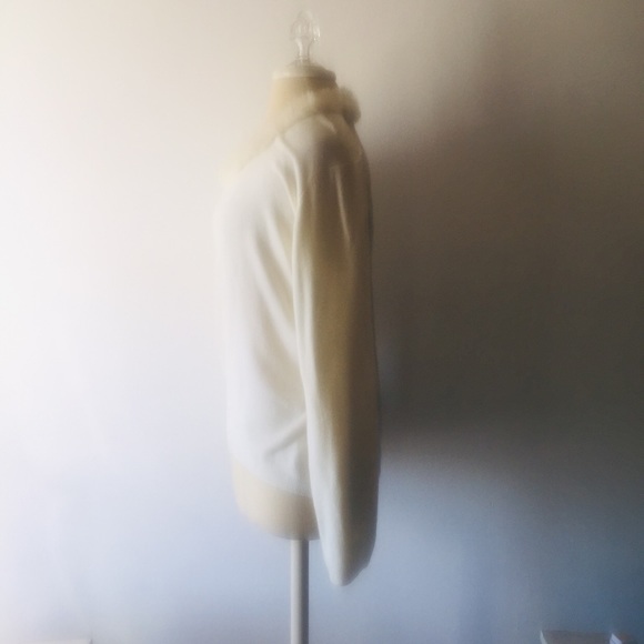 Large Bette Sung fur collar top holiday - Picture 2 of 6